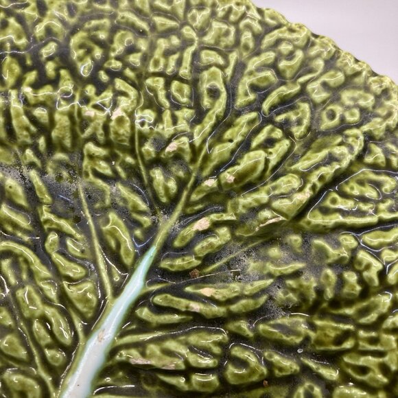 Vintage Bordallo Pinheiro Cabbage Leaf Plate Made in Portugal 8 1/4" - Picture 4 of 7